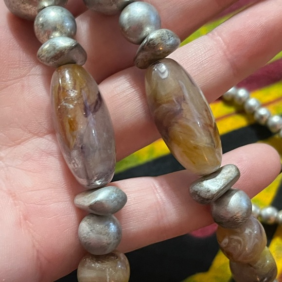 VTG Boho Faux Gemstone Plastic and Silver Tone Metal Beaded Costume Necklace - Picture 5 of 6